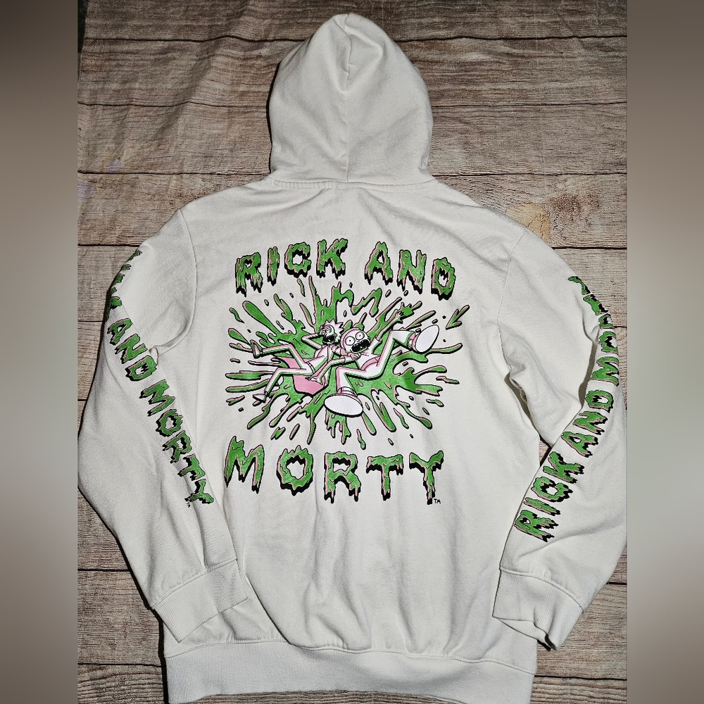 H&M Cartoon Network Rick and Morty white graphic hoodie sweatshirt